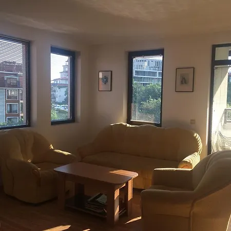 Apartment In Etara